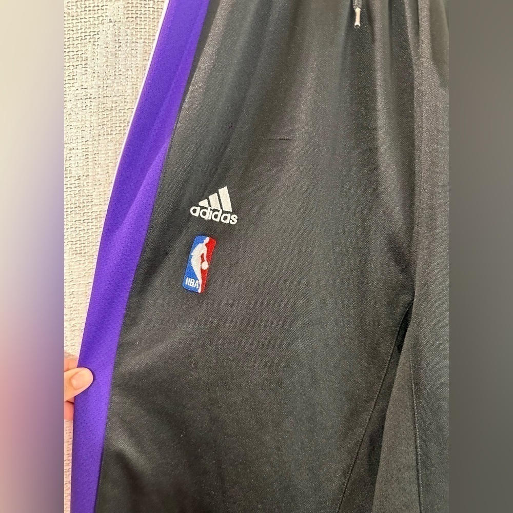 Y2K 2009 Adidas NBA Clima365 Lakers black and purple track pants size M - Picture 11 of 11